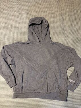 Sweat And Milk Heather Grey Nursing Hoodie Sweatshirt in size M/L
